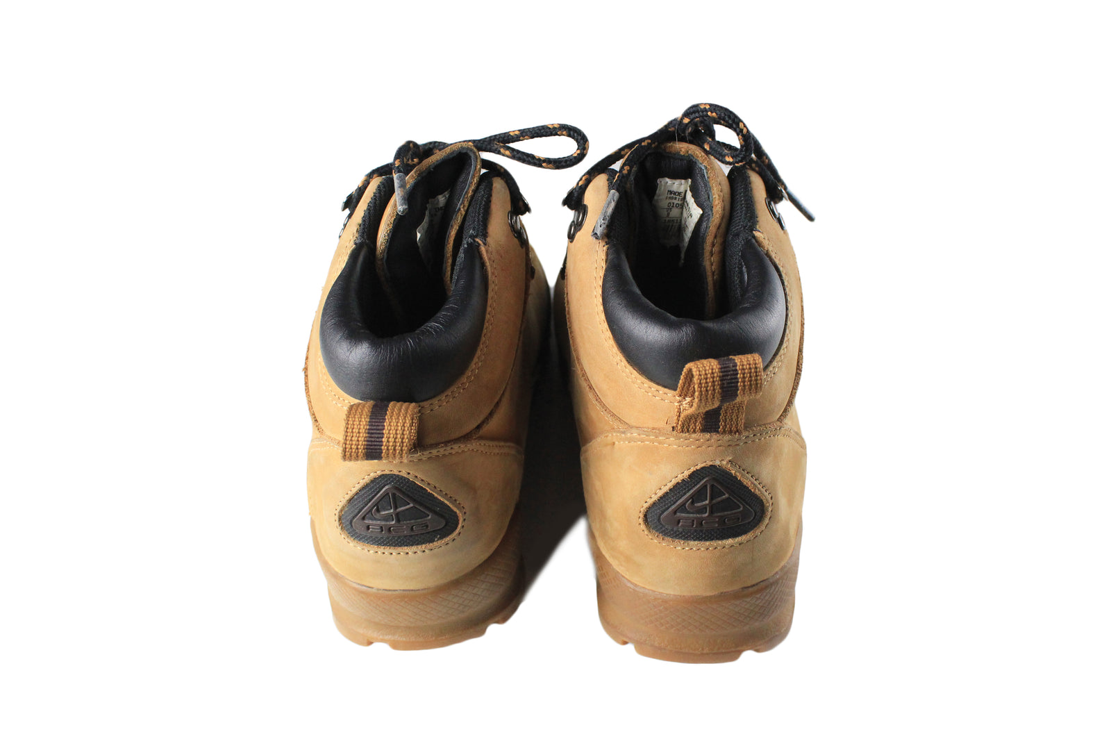nike acg boots brown leather
