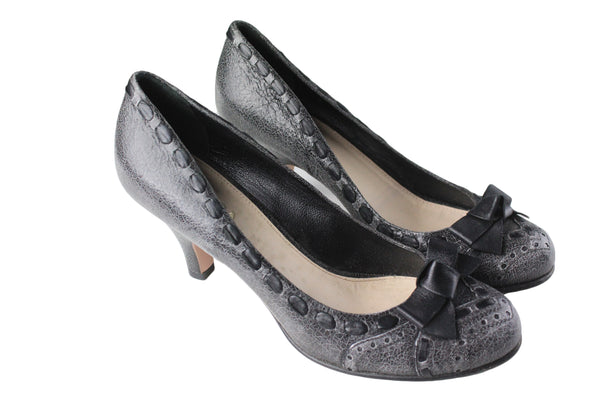 Prada Shoes Women's 37 gray authentic classic heels