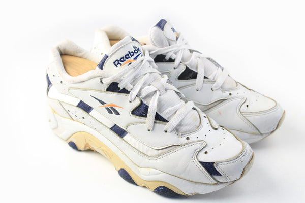 Vintage Reebok Sneakers Women's US 8.5 white 90s retro sport trainers classic shoes
