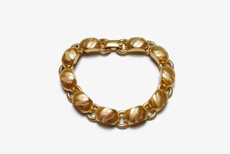vintage CHRISTIAN DIOR hand bracelet gold metal authentic retro accessories luxury For her color wristband French Haute Couture jewelry wear