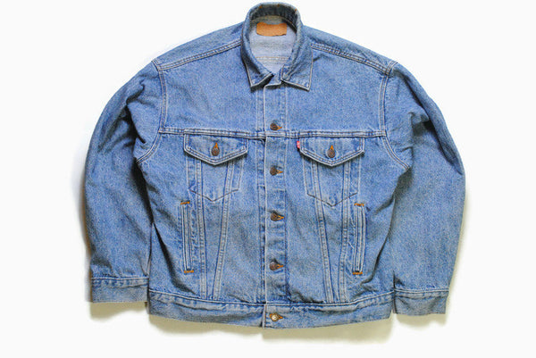 vintage LEVIS made in USA authentic denim jacket Size M men's jeans trucker truck hunting buffalo blend heavy work washed oversized 90s 80s